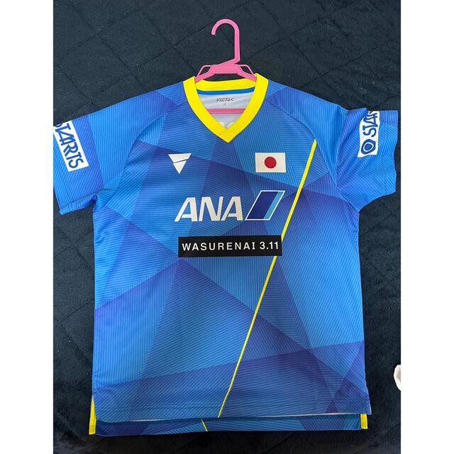 【美品】VICTAS日本代表レプリカシャツ スポーツ/アウトドアのスポーツ/アウトドア その他(卓球)の商品写真