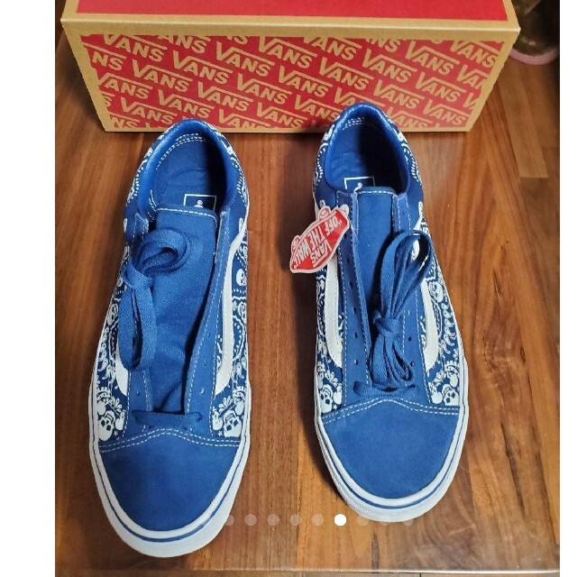 VANS - 【新品】VANS スカル&ペイズリー柄スニーカー ブルー 25.0cmの
