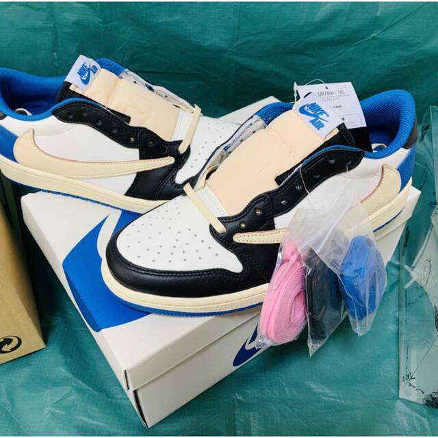 スニーカーTRAVIS SCOTT×FRAGMENT×AIR JORDAN 1 LOW