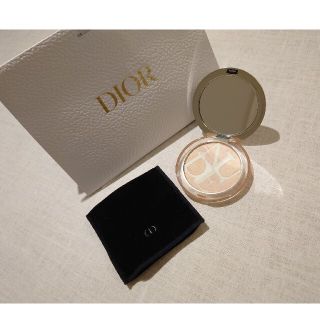 クリスチャンディオール(Christian Dior)の◆ Dior ディオールスキン ミネラル ヌード ルミナイザー パウダー04(フェイスパウダー)