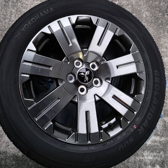 デリカd5 ジャスパー特別仕様車 ダーククローム調塗装 デリカd5 ジャスパー特別仕様車 ダーククローム調塗装