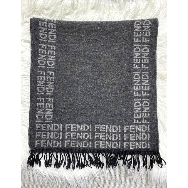 FENDI(フェンディ)のクリーニング済み✨【良品】FENDI フェンディ　マフラー  ダークグレー メンズのファッション小物(マフラー)の商品写真