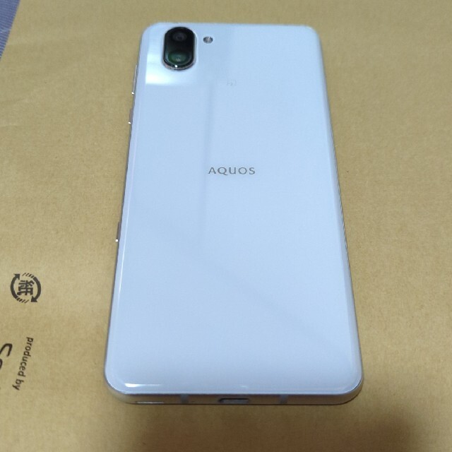 SHARP(シャープ)の808SH AQUOS R3 シムロック解除済 美品中古 スマホ/家電/カメラのスマートフォン/携帯電話(スマートフォン本体)の商品写真