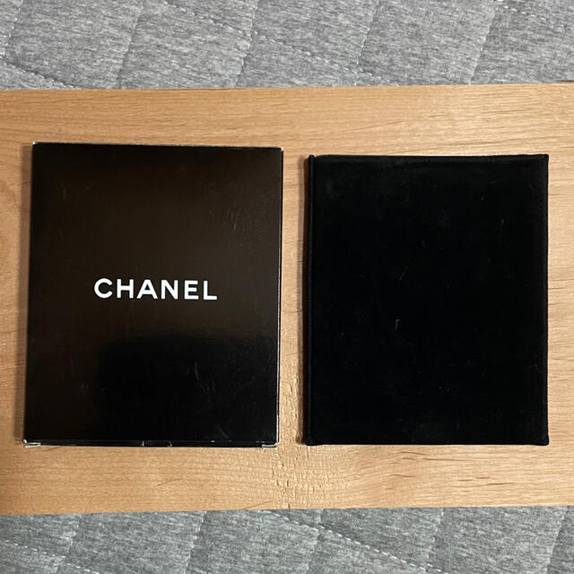 CHANEL(シャネル)のCHANEL シャネル　手鏡 レディースのファッション小物(ミラー)の商品写真