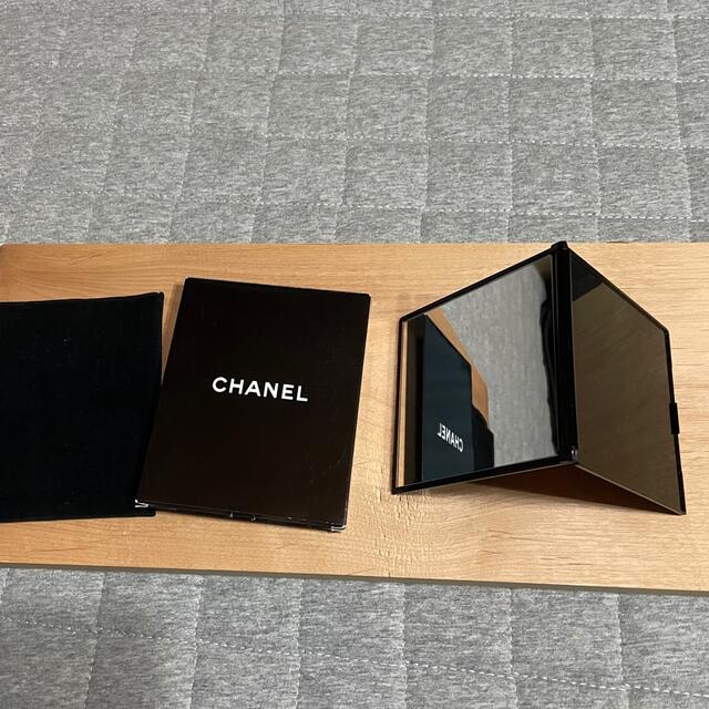 CHANEL(シャネル)のCHANEL シャネル　手鏡 レディースのファッション小物(ミラー)の商品写真