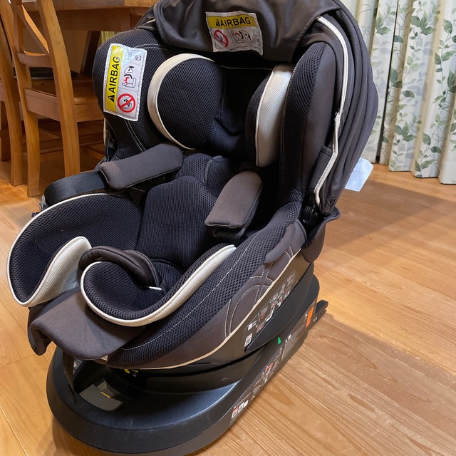 エールベベ・クルット4i  ISOFIX シャンパンブラウン