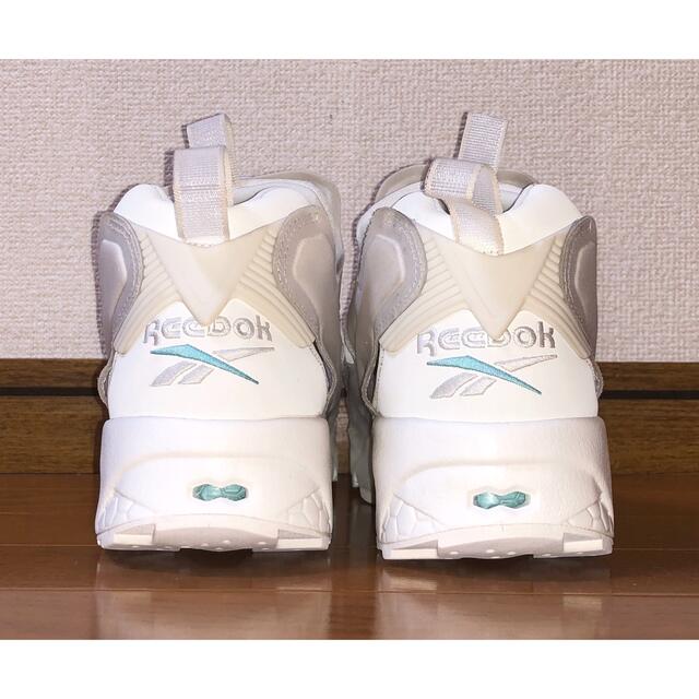 SNIDEL(スナイデル)の良品 REEBOK × SNIDEL PUMP FURY 24.5cm ホワイト レディースの靴/シューズ(スニーカー)の商品写真