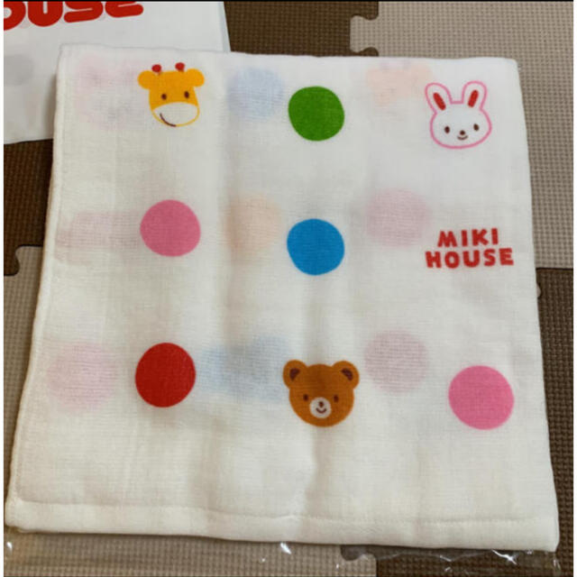 mikihouse(ミキハウス)のSALE**ミキハウス　ガーゼバスタオル　アニマルドット柄　新品 キッズ/ベビー/マタニティのこども用ファッション小物(おくるみ/ブランケット)の商品写真