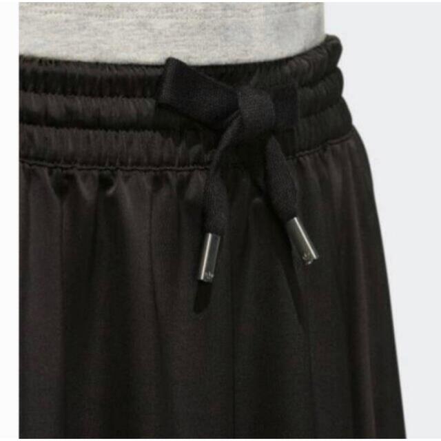adidas(アディダス)のadidas Originals アディダス　ロング サテン スカート ブラック レディースのスカート(ロングスカート)の商品写真