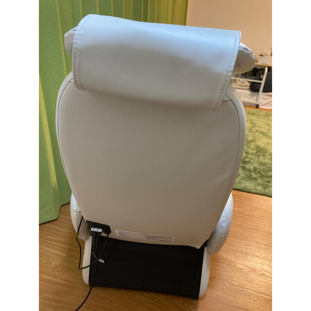 スライヴ WHの通販 by shop|ラクマ マッサージチェア CHD-3500 即納低価