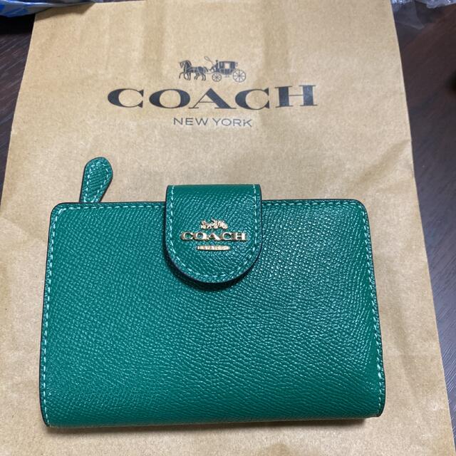 【新品・未使用】　coach 折財布　鮮やかなオシャレグリーン