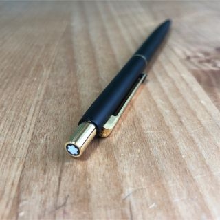 モンブラン(MONTBLANC)の《美品》モンブラン　MONTBLANC スリムライン　ボールペン　黒×金(ペン/マーカー)