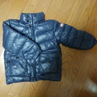 トミーヒルフィガー(TOMMY HILFIGER)のトミーフィルフィガー　ダウンジャケット　冬物　アウター　男の子　アウター(アート/エンタメ/ホビー)