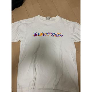 アベイシングエイプ(A BATHING APE)の激レアM！ BAPE×undefeated LA店舗カモTシャツ白(Tシャツ/カットソー(半袖/袖なし))