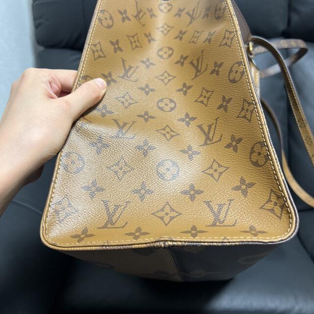 LOUIS VUITTON(ルイヴィトン)のルイヴィトン  オンザゴーGM レディースのバッグ(ハンドバッグ)の商品写真