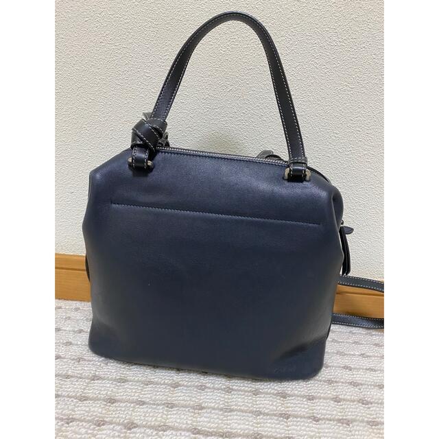 celine(セリーヌ)のCELINE ソフトキューブ レディースのバッグ(ショルダーバッグ)の商品写真