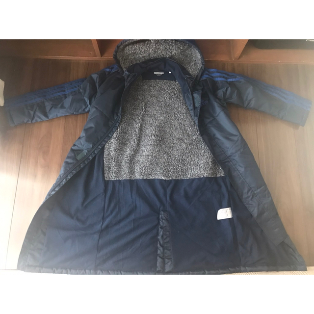 adidas(アディダス)の1度だけ着用　adidas　ベンチコート 130cm キッズ/ベビー/マタニティのキッズ服男の子用(90cm~)(コート)の商品写真