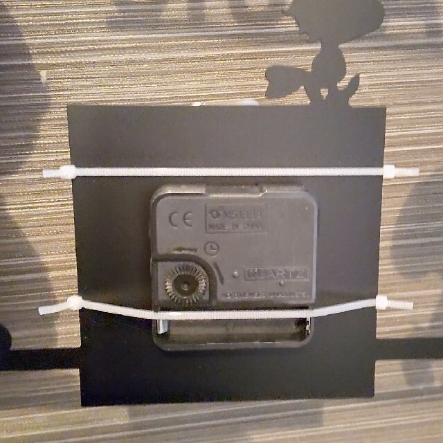 SNOOPY(スヌーピー)のm様専用新品 スヌーピーシルエット壁掛け時計 インテリア/住まい/日用品のインテリア小物(掛時計/柱時計)の商品写真