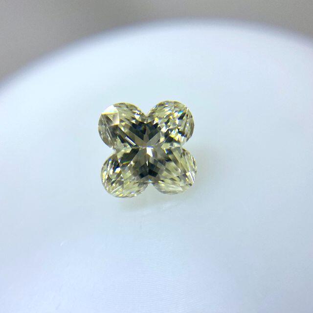 四葉のクローバーの形・お花！ VLYカラー VVS2/1.437ct 3