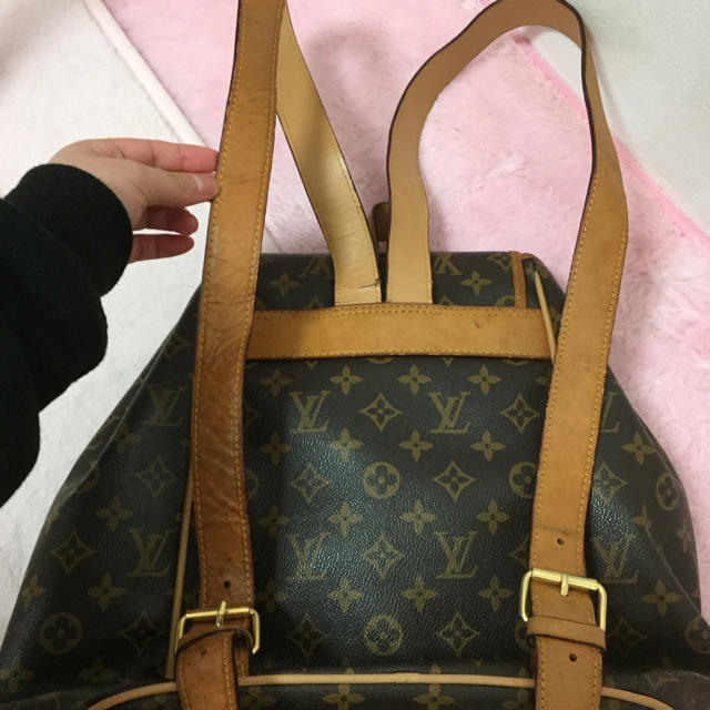 LOUIS VUITTON(ルイヴィトン)のLOUIS VUITTON  リュック レディースのバッグ(リュック/バックパック)の商品写真