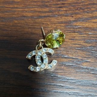 シャネル イヤリング(グリーン・カーキ/緑色系)の通販 75点 | CHANEL ...