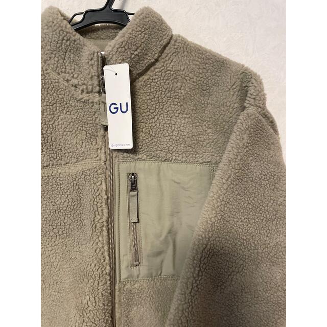 GU(ジーユー)のお値下げ！新品 GU ボア フリースジャケット　グリーン M レディースのジャケット/アウター(ブルゾン)の商品写真