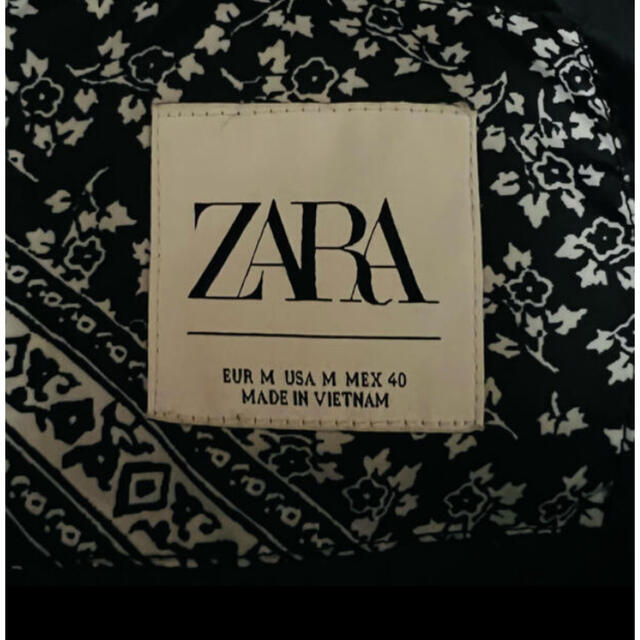 ZARA(ザラ)のZARA ペイズリー柄 ダウンジャケット メンズのジャケット/アウター(ダウンジャケット)の商品写真