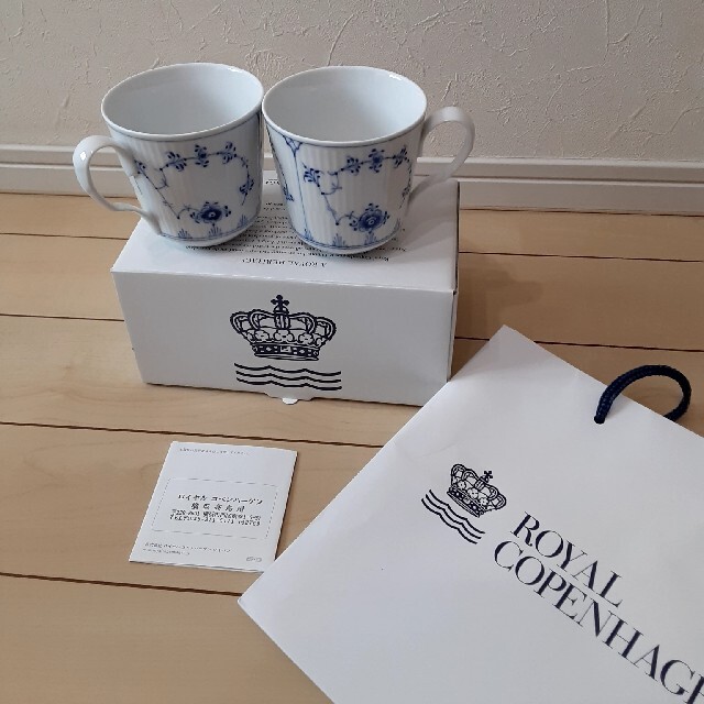 ROYAL COPENHAGEN(ロイヤルコペンハーゲン)のロイヤルコペンハーゲン　マグカップセット インテリア/住まい/日用品のキッチン/食器(グラス/カップ)の商品写真