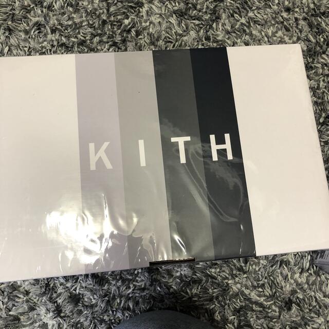 Kith for Bearbrick 100% & 400%フィギュア