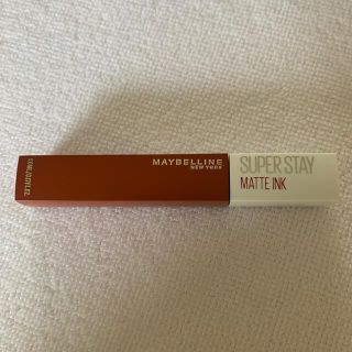 メイベリン(MAYBELLINE)のメイベリン　スーパーステイマットインク135(口紅)