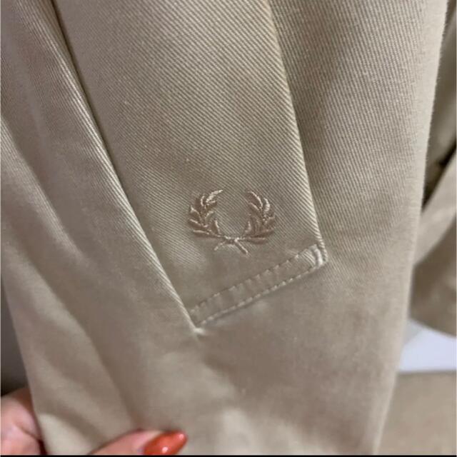 FRED PERRY(フレッドペリー)のトレンチコート　フレッドペリー　サイズM（10） レディースのジャケット/アウター(トレンチコート)の商品写真