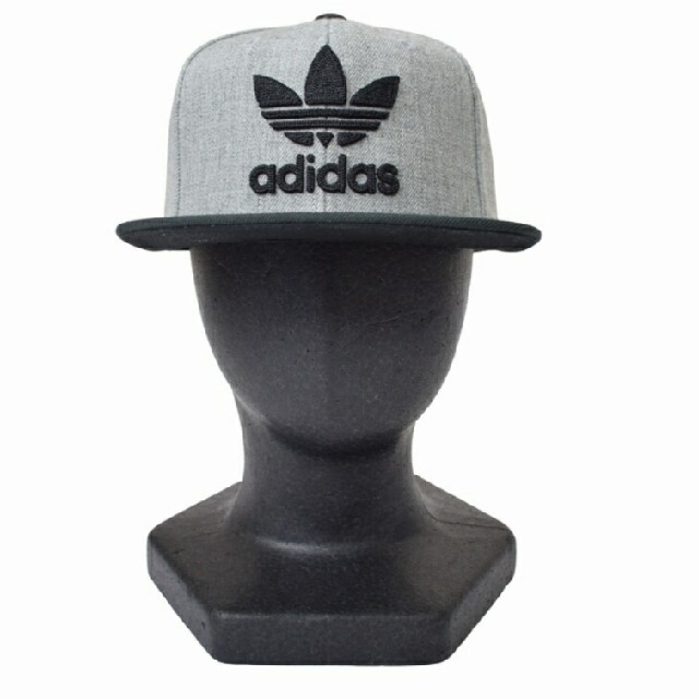 adidas(アディダス)のadidas　キャップ　日本未発売モデル メンズの帽子(キャップ)の商品写真