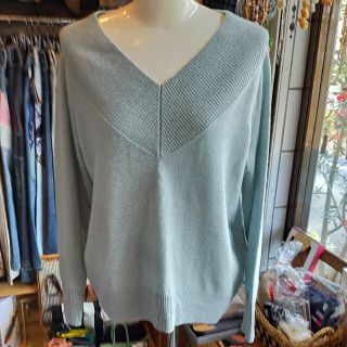 ニジュウサンク(23区)の23区  ニット　38 美品(ニット/セーター)