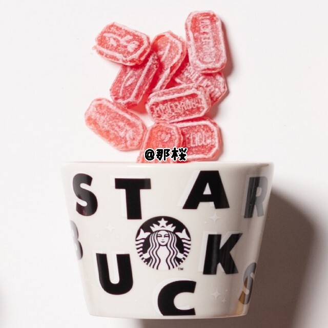 Starbucks Coffee(スターバックスコーヒー)の【STB】スターバックス ホリデー ミニカップ食器 ホワイト 白 クリスマス インテリア/住まい/日用品のキッチン/食器(グラス/カップ)の商品写真