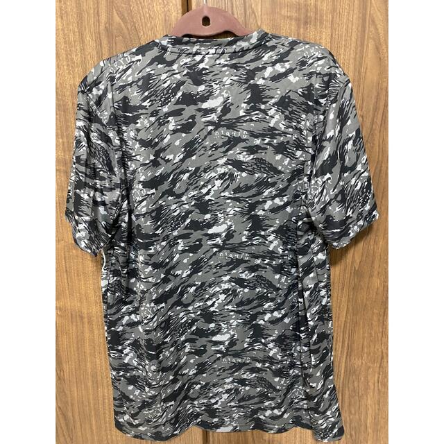 UNDER ARMOUR(アンダーアーマー)のアンダーアーマー　ジャイアンツ　Tシャツ　レア メンズのトップス(Tシャツ/カットソー(半袖/袖なし))の商品写真