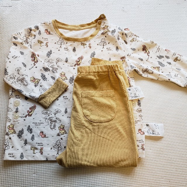 UNIQLO(ユニクロ)のユニクロ パジャマ♡上下セット 90センチ キッズ/ベビー/マタニティのキッズ服女の子用(90cm~)(パジャマ)の商品写真