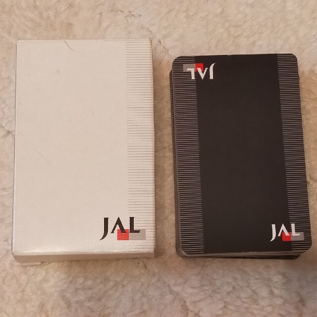 JAL(日本航空)(ジャル(ニホンコウクウ))のJAL旧ロゴ　オリジナルトランプ エンタメ/ホビーのテーブルゲーム/ホビー(トランプ/UNO)の商品写真