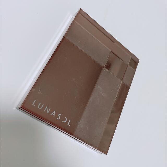 LUNASOL(ルナソル)のルナソル  スキンモデリングアイズ　01 コスメ/美容のベースメイク/化粧品(アイシャドウ)の商品写真