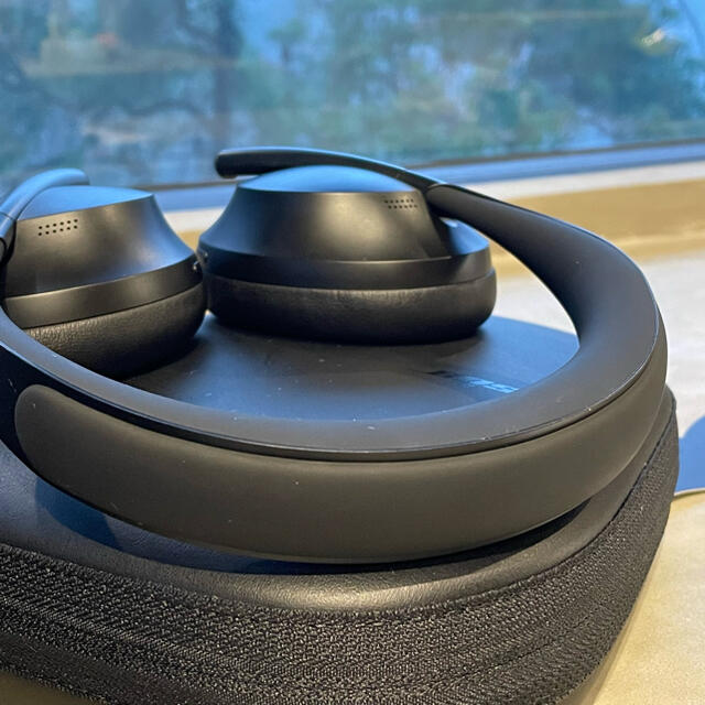 美品　BOSE NOISE CANCELLING 700 ヘッドホン