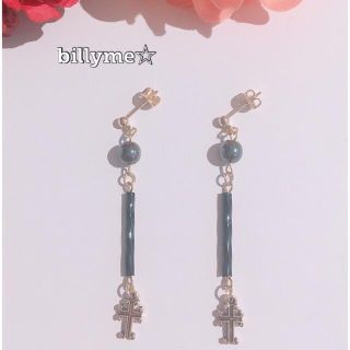 一点もの⭐︎クロスチャームとヘマタイトのクールなピアス☆(ピアス)