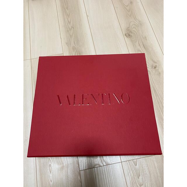 GIANNI VALENTINO(ジャンニバレンチノ)のバレンティノ　空箱 レディースのバッグ(ショップ袋)の商品写真