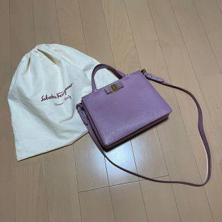 サルヴァトーレフェラガモ(Salvatore Ferragamo)のSalvatore Ferragamo ショルダーバッグ(ショルダーバッグ)