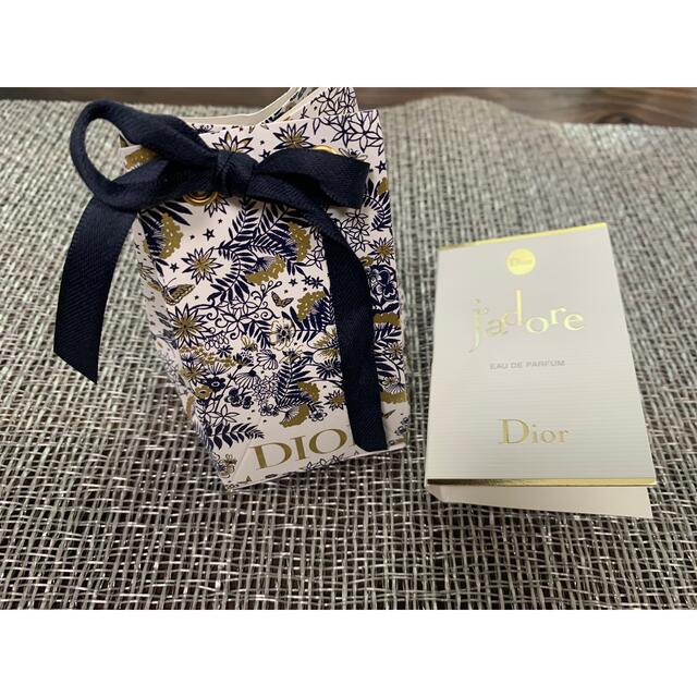 Dior(ディオール)の未使用 dior 試供品 j'adore EAU DE PARFUM コスメ/美容の香水(香水(女性用))の商品写真