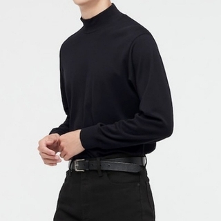 ユニクロ(UNIQLO)のユニクロ　ハイネックT　ブラック(Tシャツ/カットソー(七分/長袖))