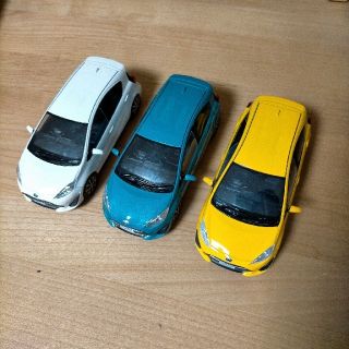 トヨタ(トヨタ)のミニカー トヨタ アクア 非売品(ノベルティグッズ)