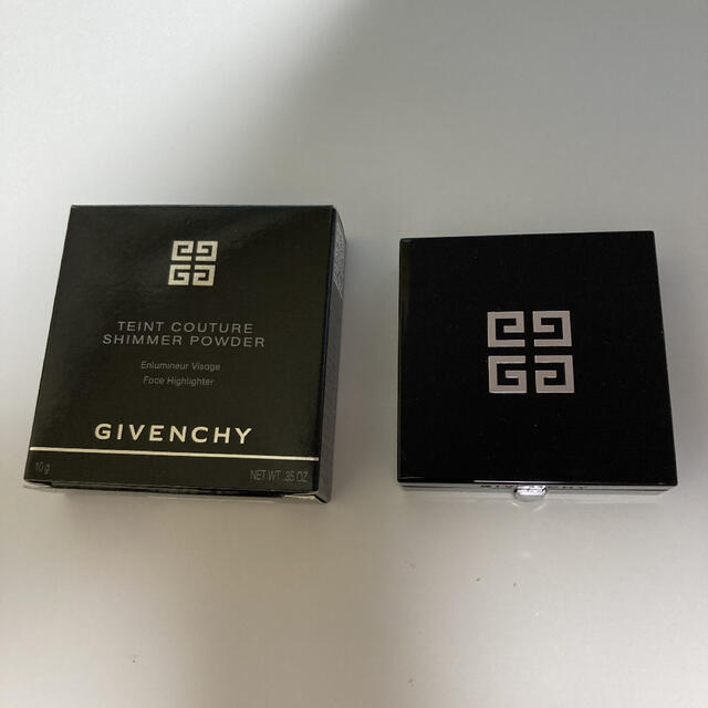 GIVENCHY(ジバンシィ)のGIVENCHY タン クチュール シマー パウダー 02 シマー ゴールド コスメ/美容のベースメイク/化粧品(フェイスカラー)の商品写真