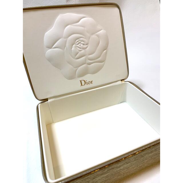 Christian Dior(クリスチャンディオール)のdior コフレケース コスメ/美容のメイク道具/ケアグッズ(メイクボックス)の商品写真