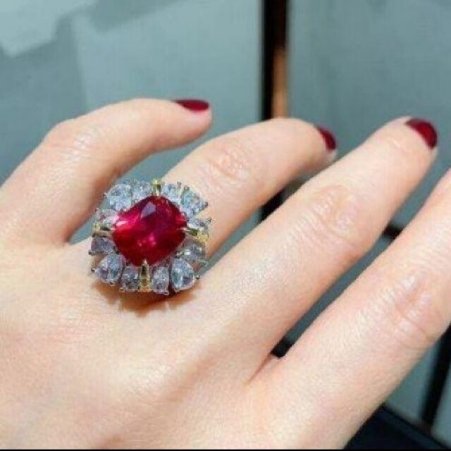 【豪華‼️】合成 ルビー シルバー リング レディースのアクセサリー(リング(指輪))の商品写真