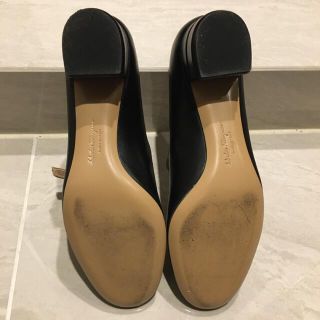 Salvatore Ferragamo - Salvatore Ferragamo♡本革パンプス 23cm 紺色