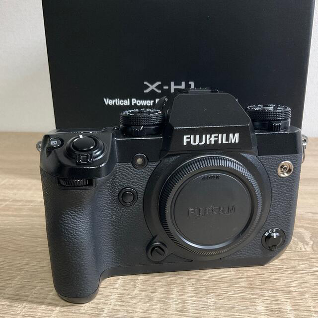 FUJIFILM  XH1